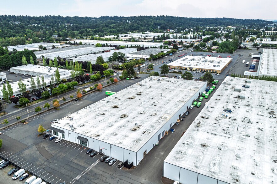 More Photos Of 8320 S 208th St, Kent Warehouse For Lease