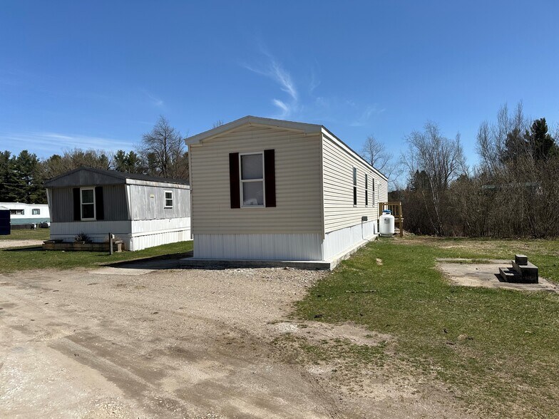 More Photos Of 37 Fox Farm Rd, Gouverneur Manufactured Housing Mobile Home Park For Sale