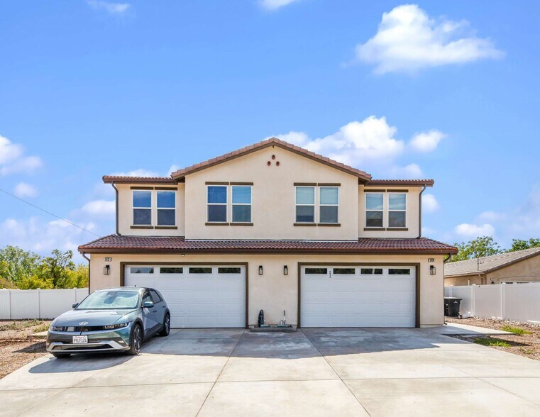 More Photos Of 5852 Norwood Ave, Riverside Multifamily For Sale