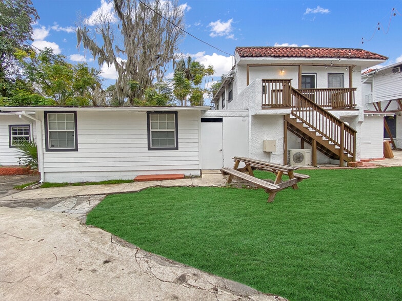 More Photos Of 408 W Howry Ave, Deland Apartments For Sale