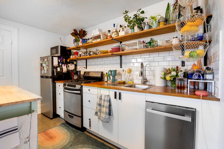 More Photos Of 1266 Lafayette St, Denver Apartments For Sale