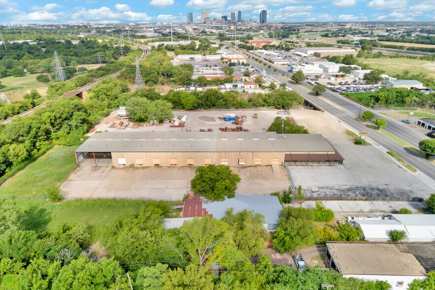 Primary Photo Of 2224 E Lancaster Ave, Fort Worth Warehouse For Lease