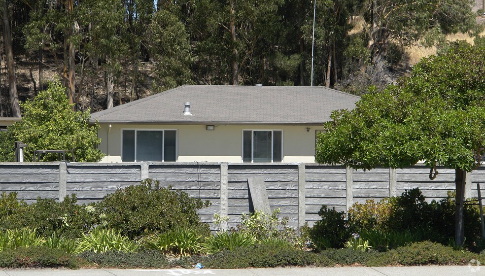 More Photos Of 890 San Pablo Ave, Pinole Office For Lease