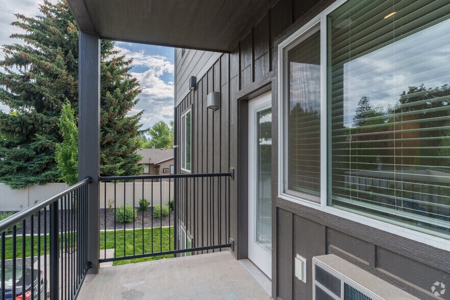 More Photos Of 3905 S Dishman Mica Rd, Spokane Valley Apartments For Sale