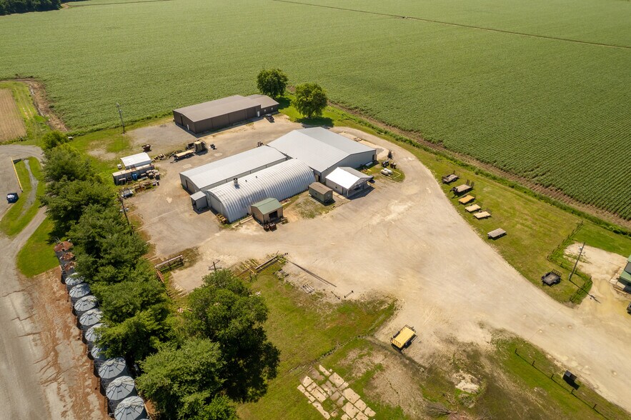 More Photos Of 2946 State Highway V, Matthews Warehouse For Sale