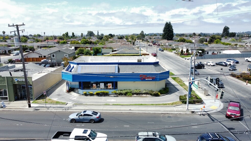 Primary Photo Of 1487 Freedom Blvd, Watsonville Fast Food For Sale