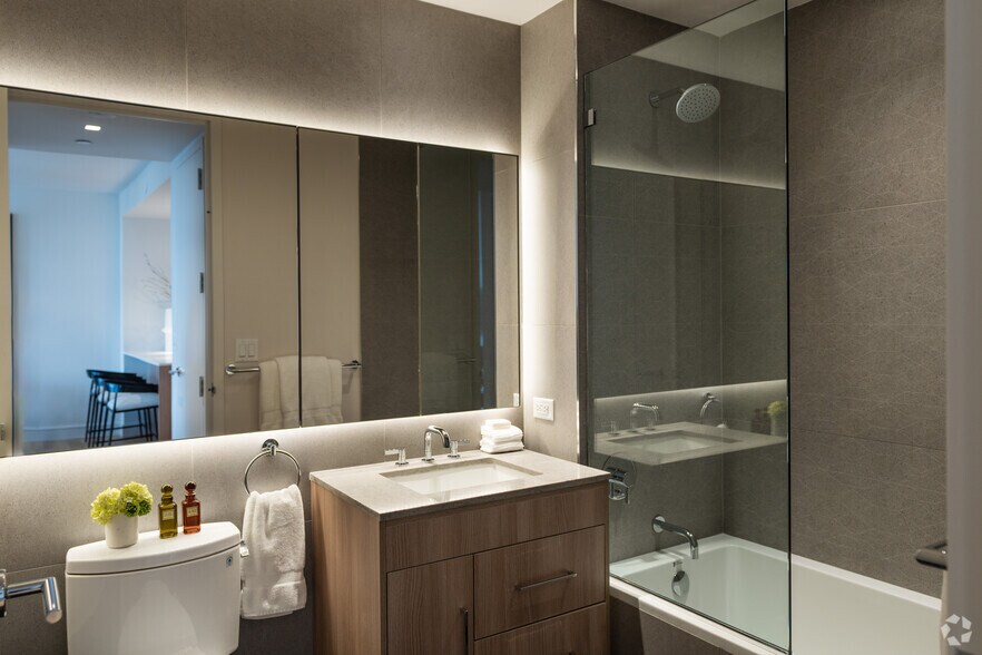 More Photos Of 60 Wharf Dr, Brooklyn Apartments For Lease