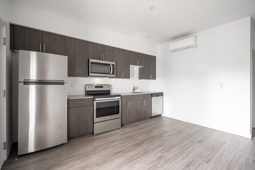 More Photos Of 4620 N Maryland Ave, Portland Apartments For Sale