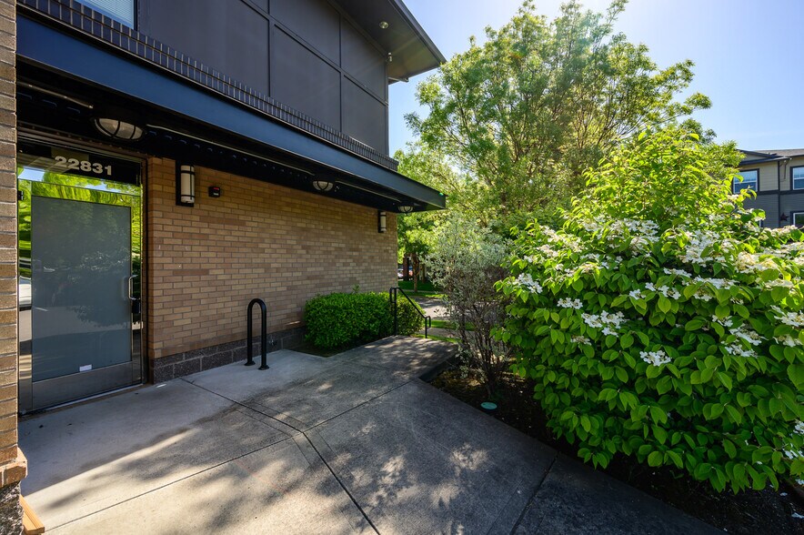 More Photos Of 22831 Forest Creek Dr, Sherwood Office For Lease
