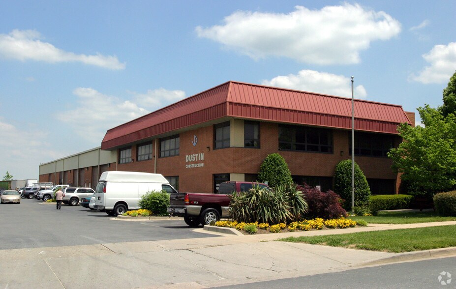 More Photos Of 7881 Beechcraft Ave, Gaithersburg Industrial For Sale