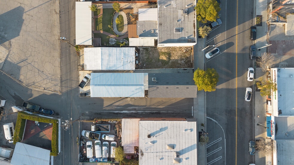 More Photos Of 9937 Commerce Ave, Tujunga Freestanding For Sale