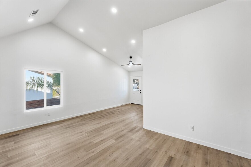 More Photos Of 5067 Alumni Pl, San Diego Multifamily For Sale