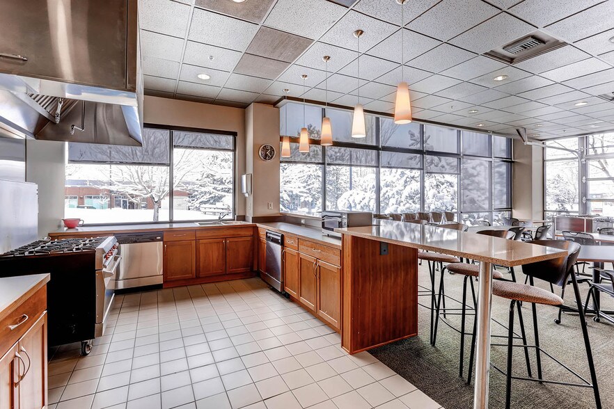 More Photos Of 400 Centennial Pkwy, Louisville Office For Lease