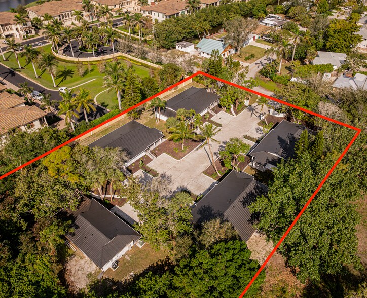 More Photos Of 2600 Lakeview Dr, Naples Apartments For Sale