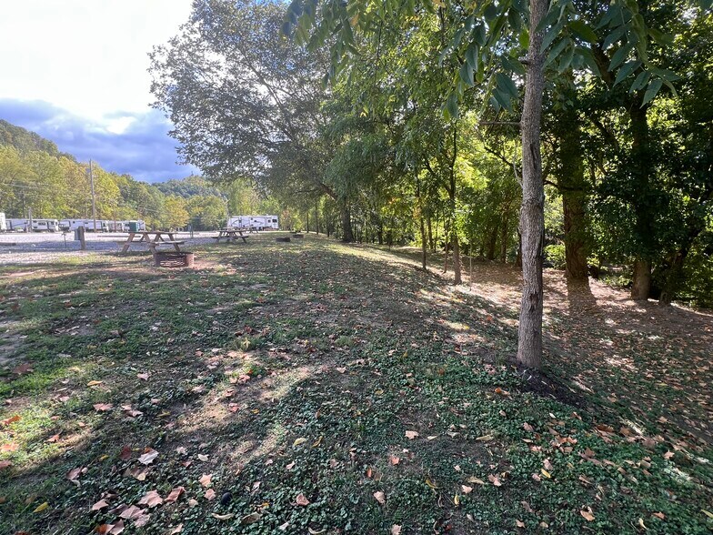 More Photos Of 462 Adams rd, Julian Trailer Camper Park For Sale