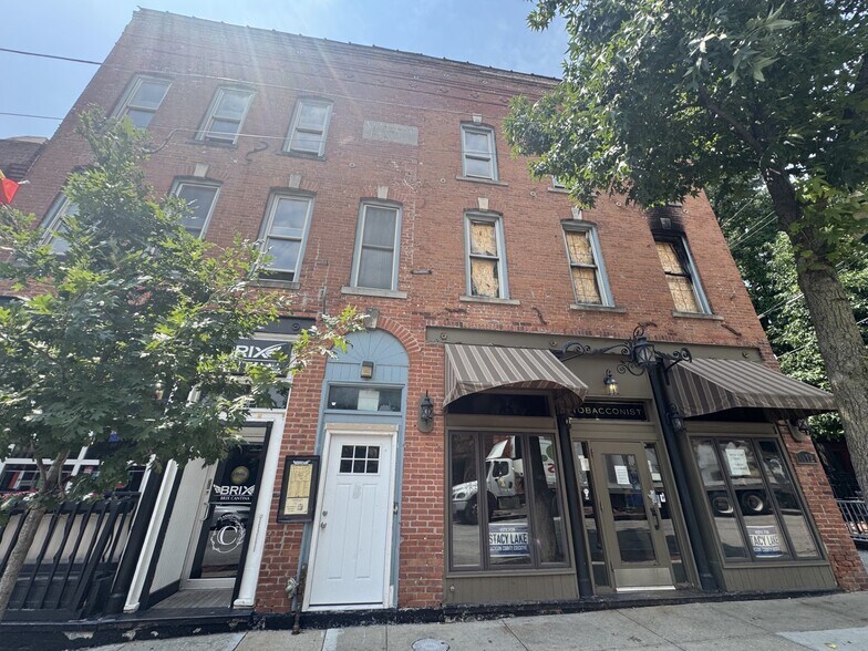 More Photos Of 4112 Pennsylvania Ave, Kansas City Storefront For Sale