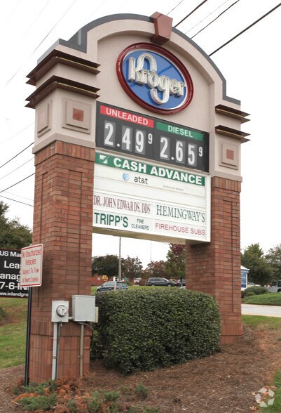 More Photos Of 7467 St. Andrews Rd, Irmo Unknown For Lease