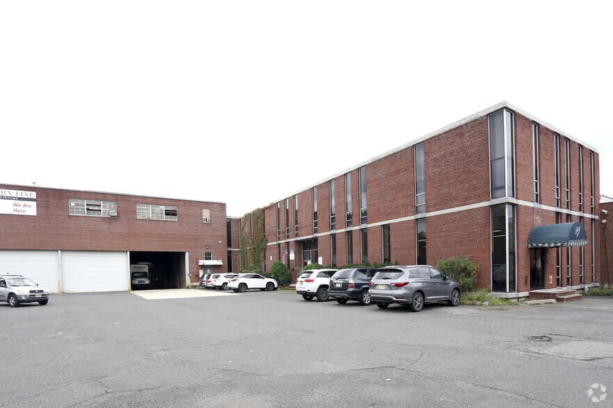 More Photos Of 531 N Stiles St, Linden Manufacturing For Lease