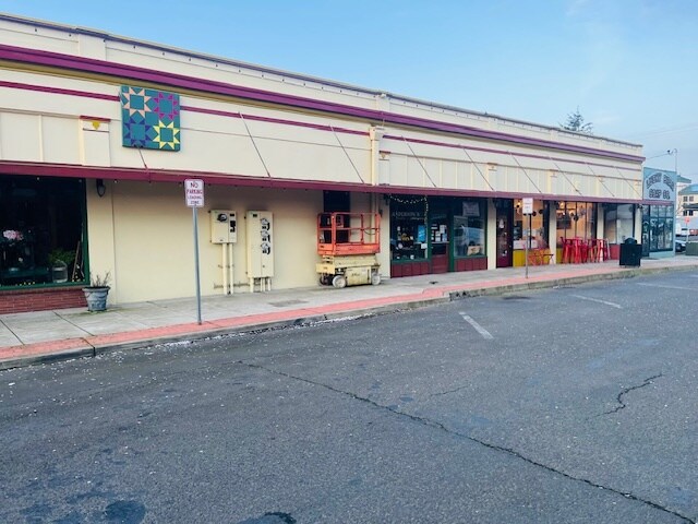More Photos Of 1911 2nd St, Tillamook General Retail For Sale