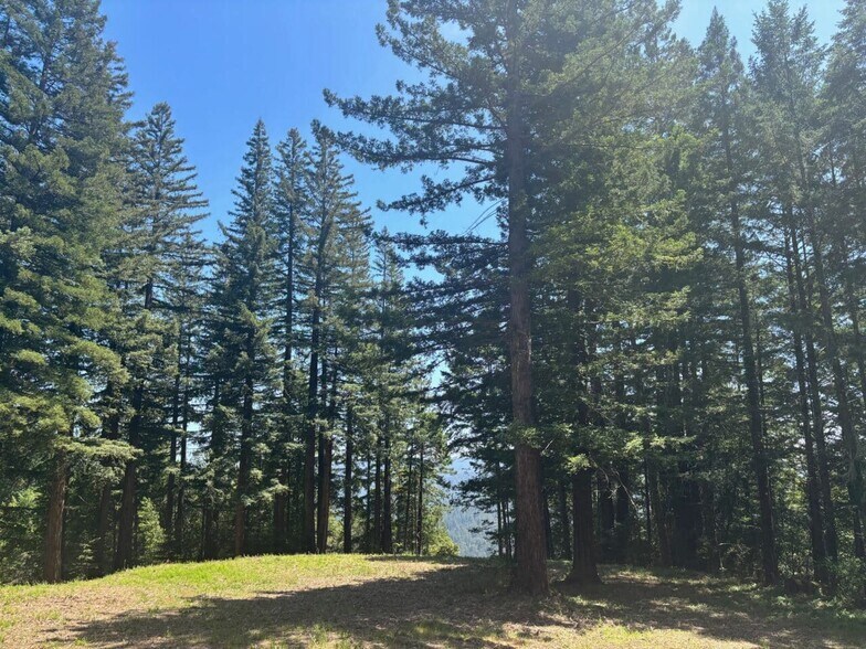 More Photos Of 21380 Siri rd, Guerneville Land For Sale