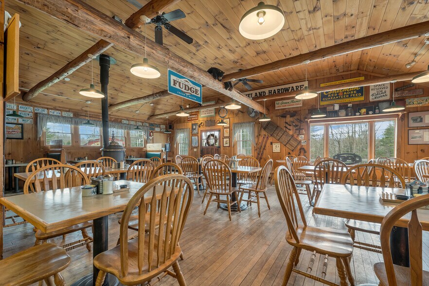 More Photos Of 1955 Presidential Hwy, Jefferson Restaurant For Sale