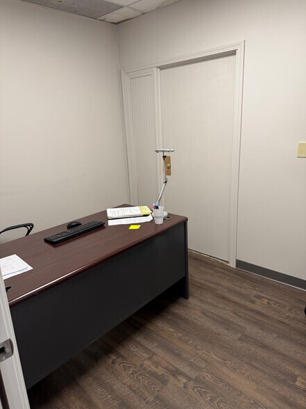 More Photos Of 133-135 Main St, Lockport Office For Lease