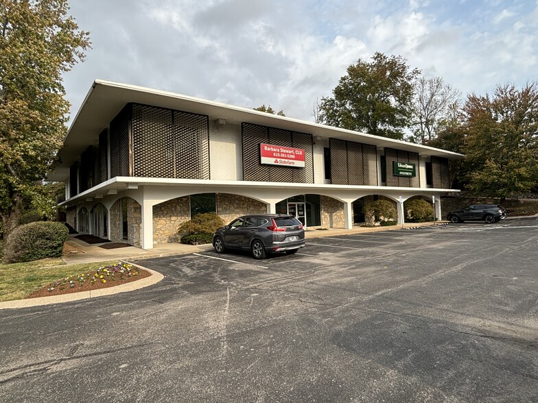 Primary Photo Of 2900 Lebanon Pike, Nashville Office For Lease