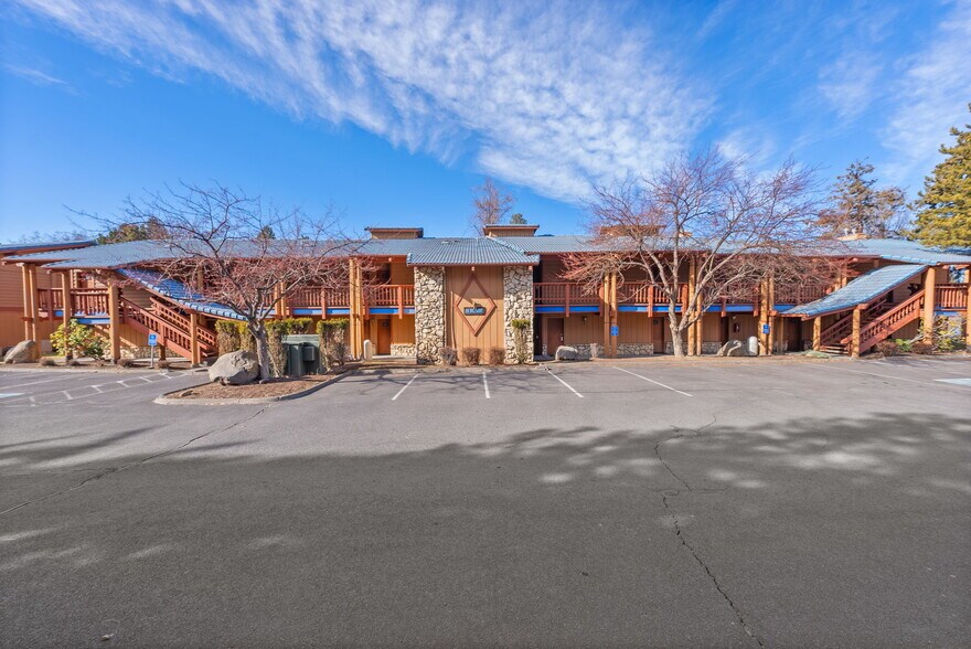 More Photos Of 3105 NE O. B. Riley Rd, Bend Hotel For Sale