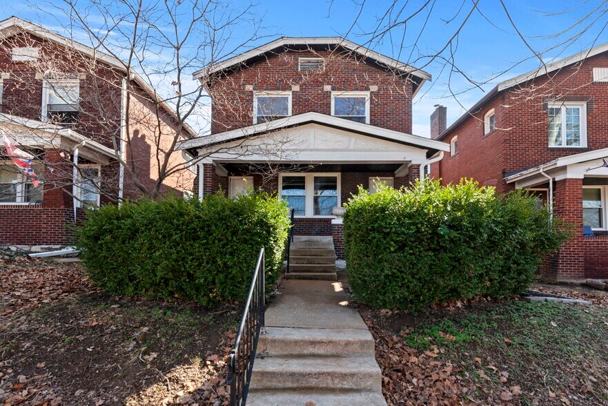 Primary Photo Of 5510 Lisette Ave, Saint Louis Multifamily For Sale