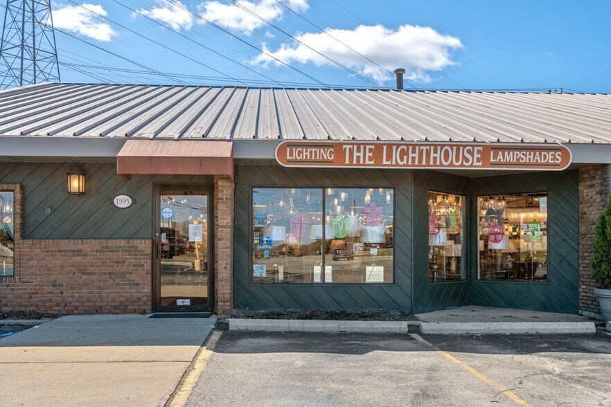 Primary Photo Of 1595 West Rd, Trenton General Retail For Sale