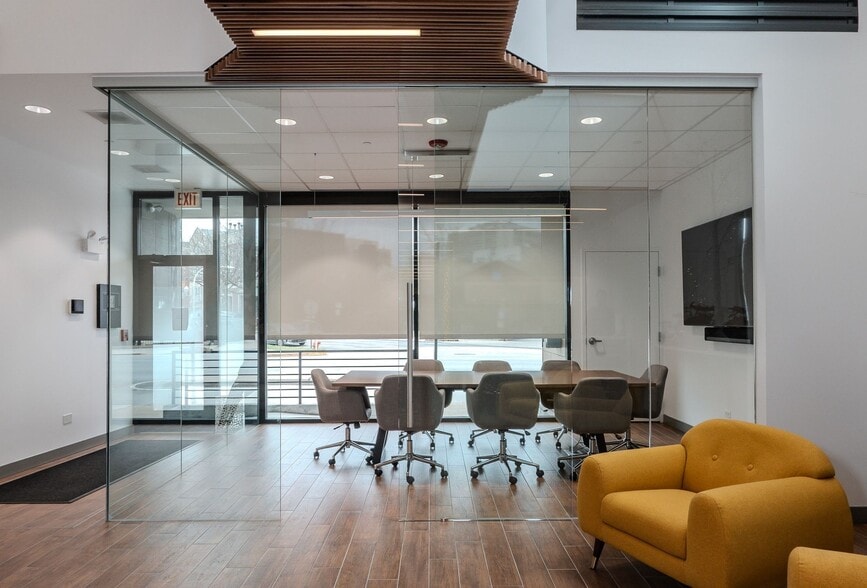 More Photos Of 1290 N Clybourn Ave, Chicago Office For Lease