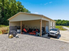 More Photos Of 806 Whitaker Rd, New Market Warehouse For Sale