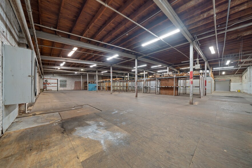 More Photos Of 506 SE 3rd Ave, Ocala Warehouse For Lease