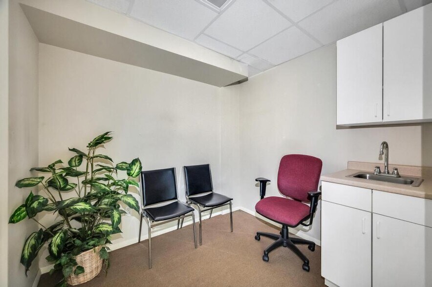 More Photos Of 2539 Middle Country Rd, Centereach Office For Lease