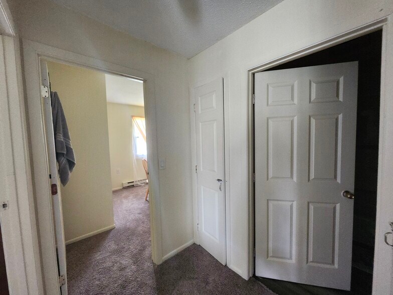 More Photos Of 204 3rd St SW, Rake Apartments For Sale