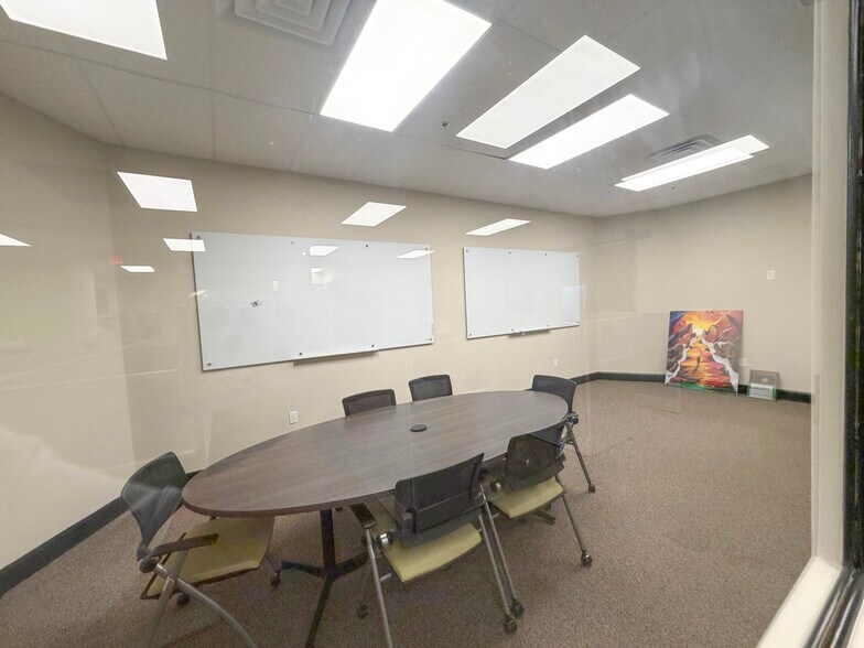 More Photos Of 2436 Peyton Rd, Houston Industrial For Lease