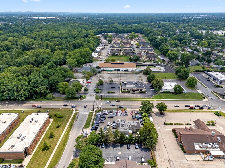 More Photos Of 5250 E Main St, Columbus Auto Dealership For Sale