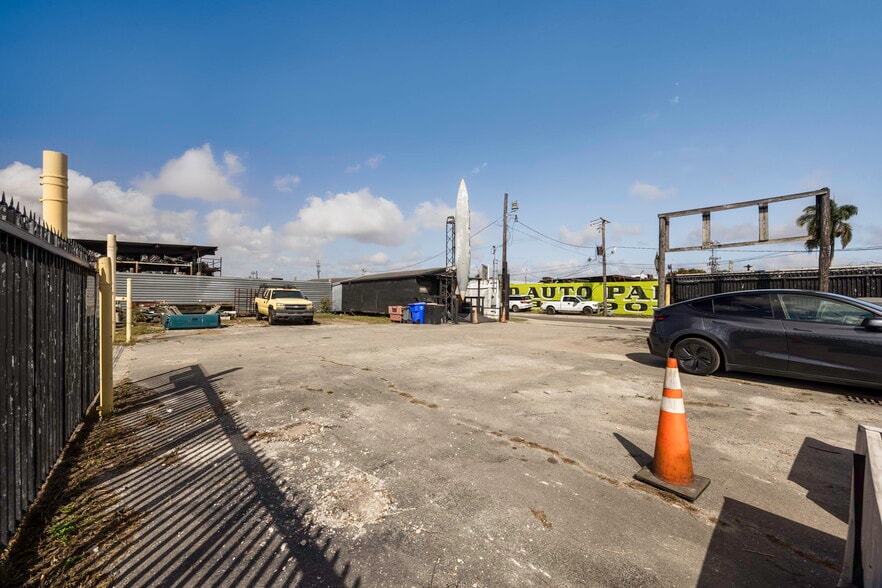 More Photos Of 12880 Port Said Rd, Opa Locka Land For Lease