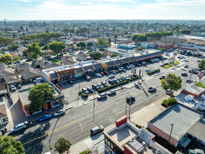 Primary Photo Of 3280 Tweedy Blvd, Lynwood General Retail For Sale
