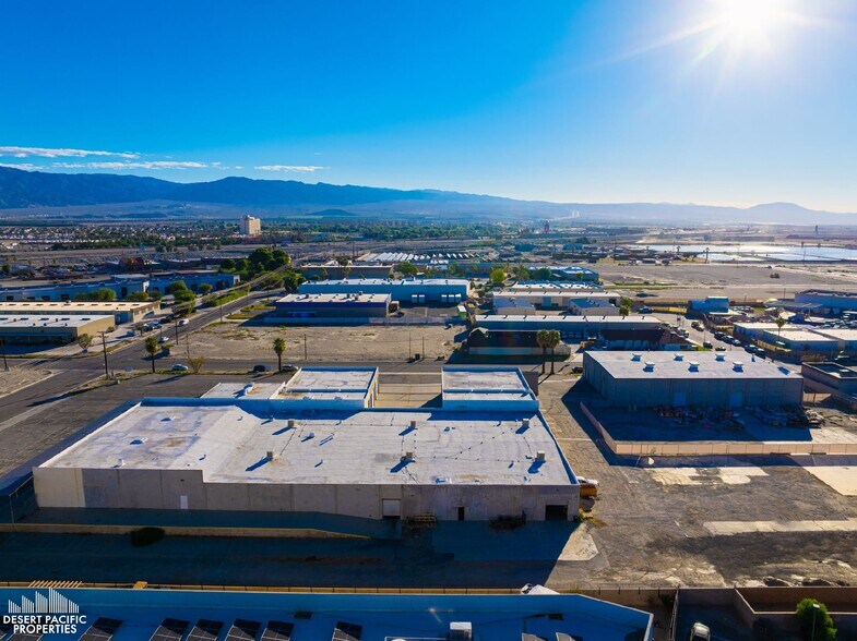 More Photos Of 45585 Commerce St, Indio Warehouse For Sale