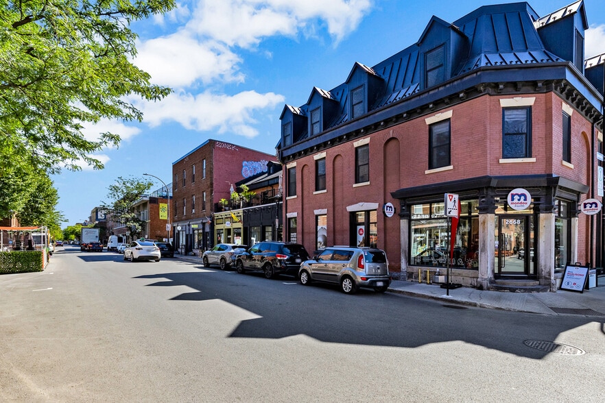 More Photos Of 2660-2664 St Notre-Dame O, Montréal Storefront For Lease