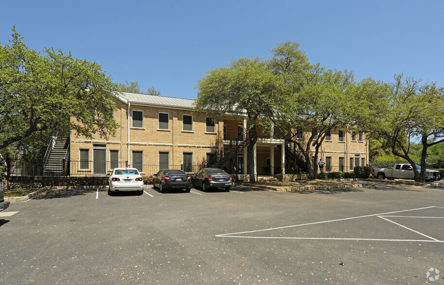 More Photos Of 1000 Westbank Dr, Austin Unknown For Lease