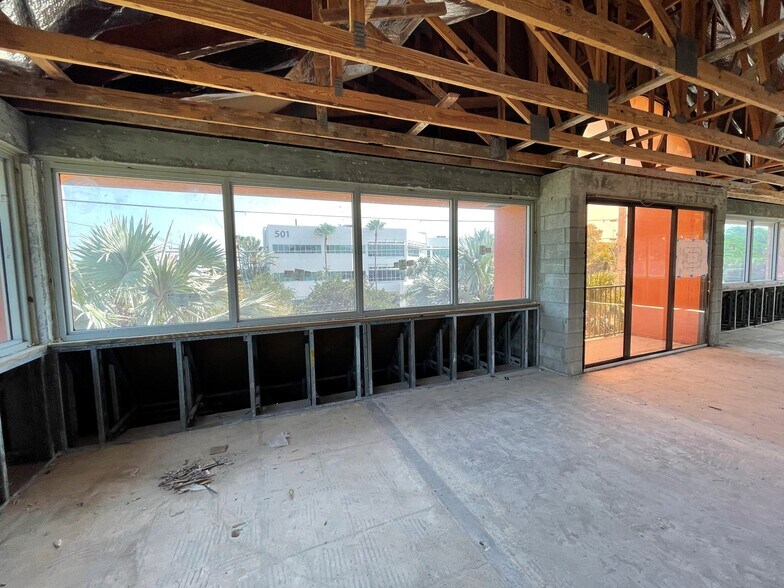 More Photos Of 500 SE Osceola St, Stuart Medical For Sale