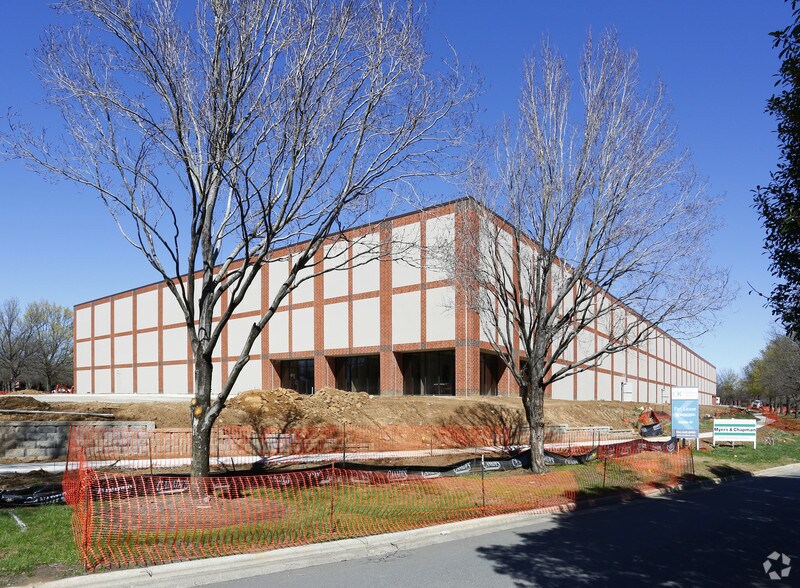 More Photos Of 10616 Granite St, Charlotte Warehouse For Lease