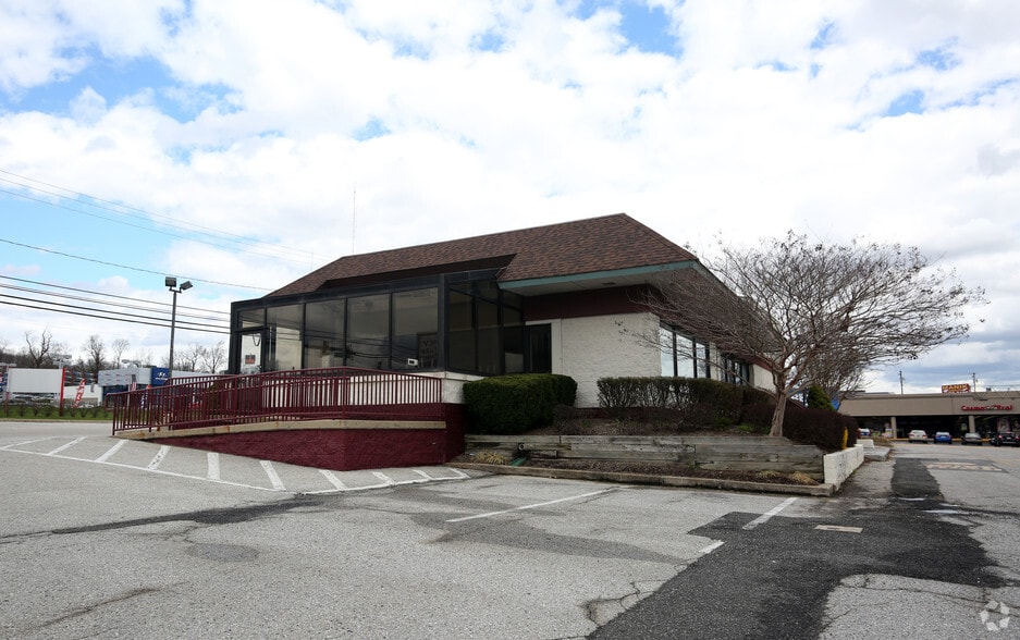 Primary Photo Of 6447 Baltimore National Pike, Baltimore Fast Food For Lease