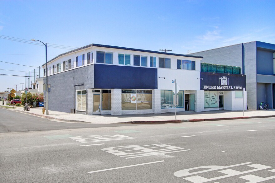 More Photos Of 12926 Venice Blvd, Los Angeles Storefront Retail Office For Sale