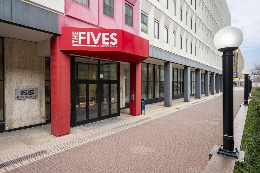 More Photos Of 55-75 Erieview Plz, Cleveland Office For Sale