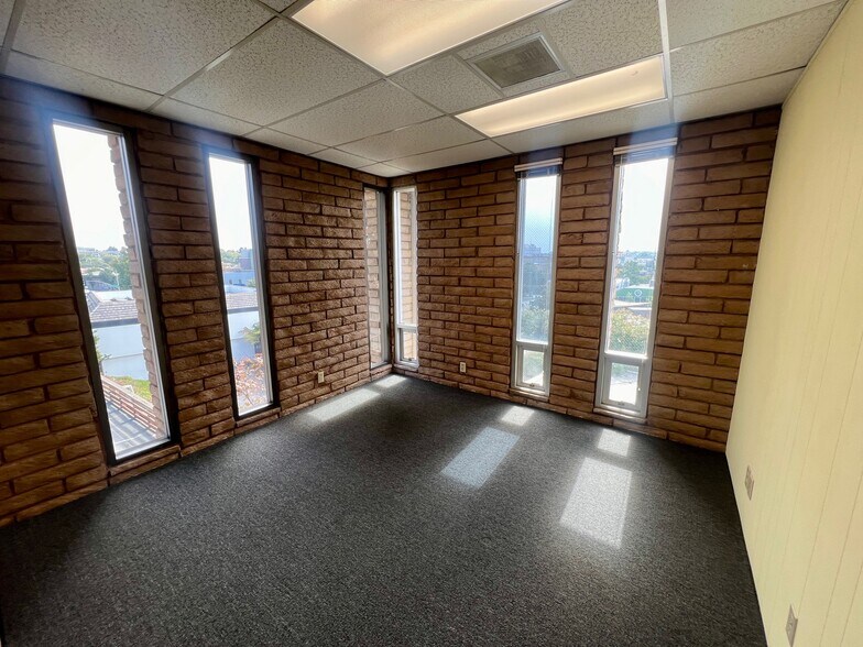 More Photos Of 125 Mission St, Santa Cruz Medical For Lease