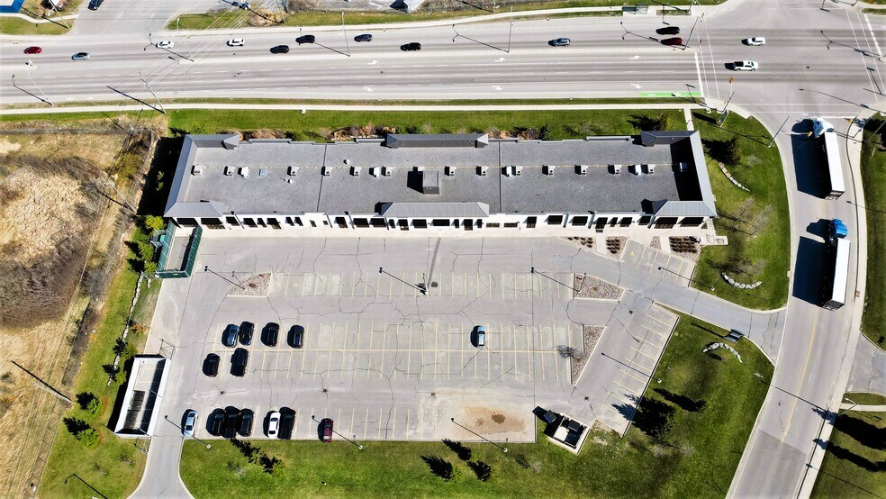 More Photos Of 61 Hyperion Ct, Kingston Office For Lease