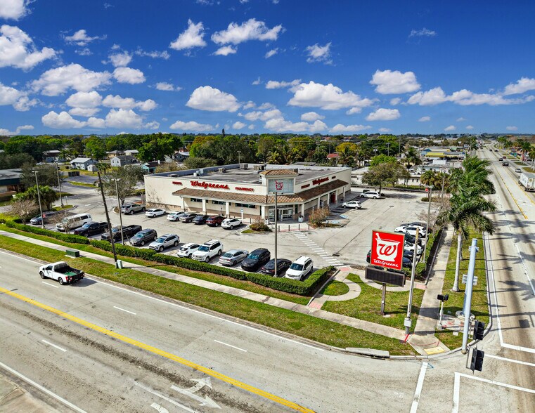 More Photos Of 300 W Sugarland Hwy, Clewiston General Retail For Sale